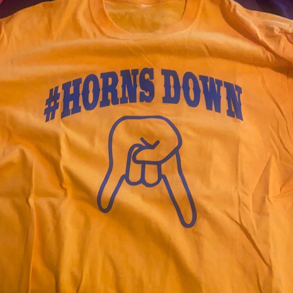 Horns down tee shirt